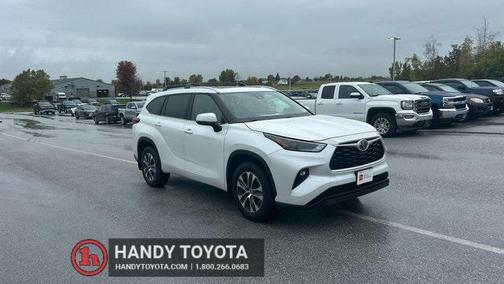 2023 Toyota Highlander XLE