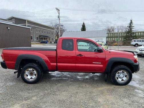 2013 Toyota Tacoma Base