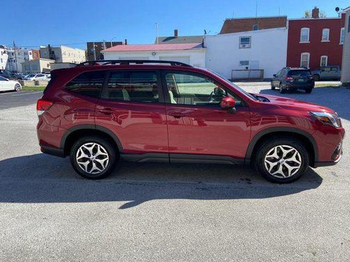 2022 Subaru Forester Premium
