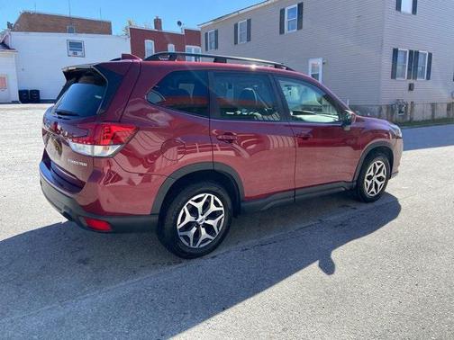 2022 Subaru Forester Premium