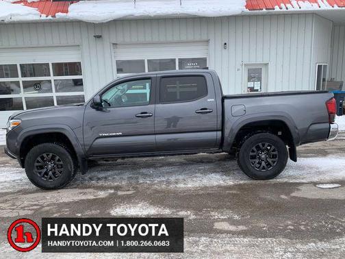 2022 Toyota Tacoma SR5