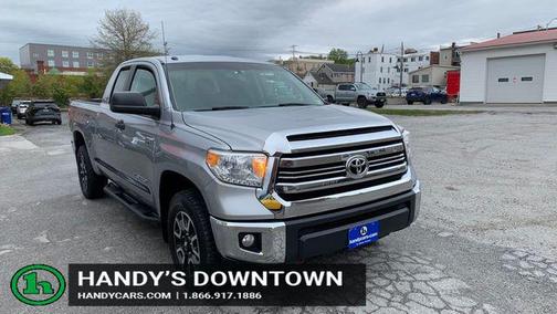 Silver Sky Metallic 2017 Toyota Tundra SR5