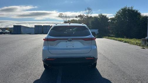 2023 Toyota Venza XLE