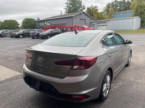 2020 Hyundai ELANTRA SEL