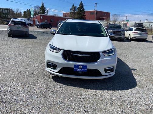 2023 Chrysler Pacifica Hybrid Limited