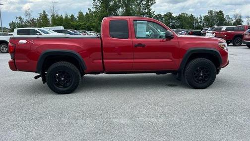 2022 Toyota Tacoma SR