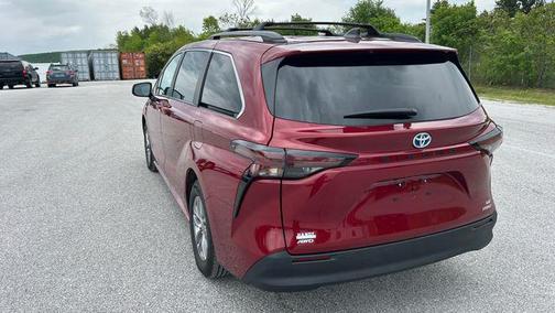 Ruby Flare Pearl 2024 Toyota Sienna LE
