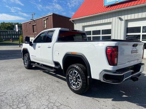 2022 GMC Sierra 2500 SLE