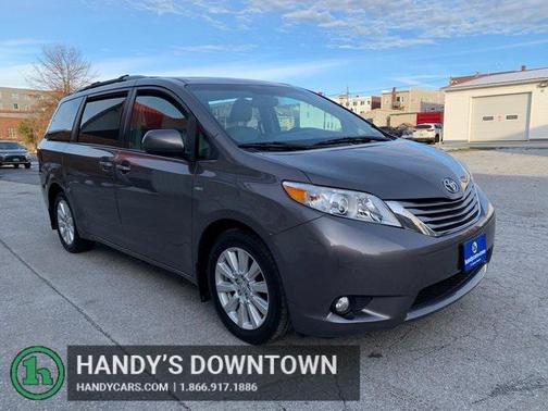 2017 Toyota Sienna XLE Premium
