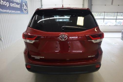 2019 Toyota Highlander SE