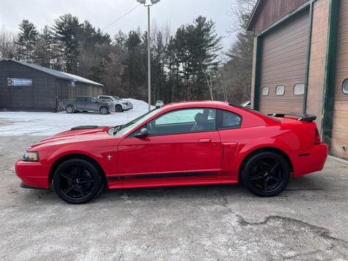 2003 Ford Mustang Mach I