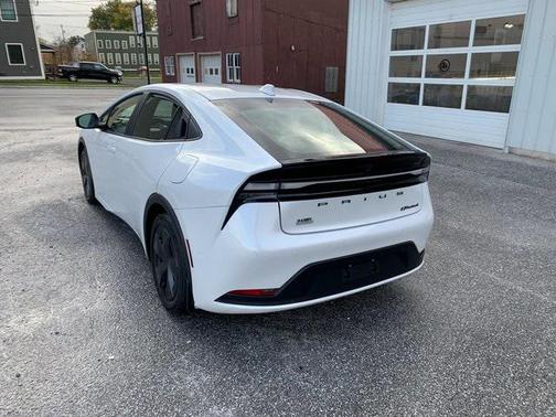 2024 Toyota Prius Prime SE