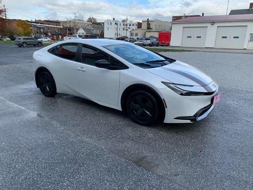 2024 Toyota Prius Prime SE