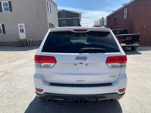 Bright White Clearcoat 2018 Jeep Grand Cherokee Sterling Edition