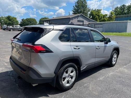 2019 Toyota RAV4 Hybrid XLE