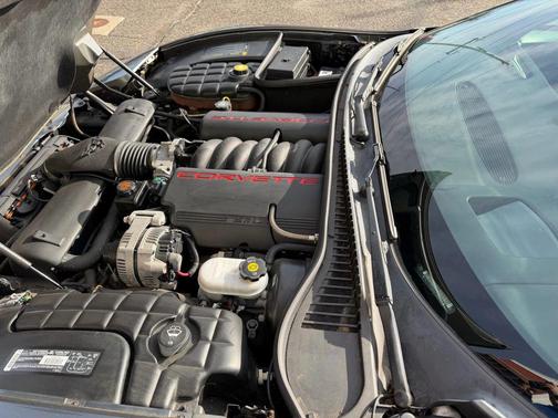 2003 Chevrolet Corvette Base