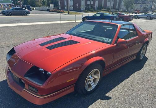 1988 Chevrolet Camaro Base