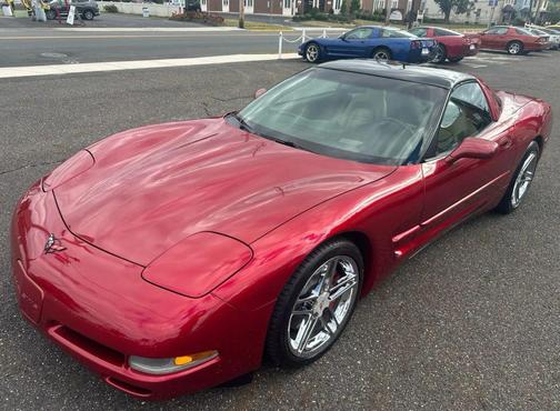 2004 Chevrolet Corvette Base
