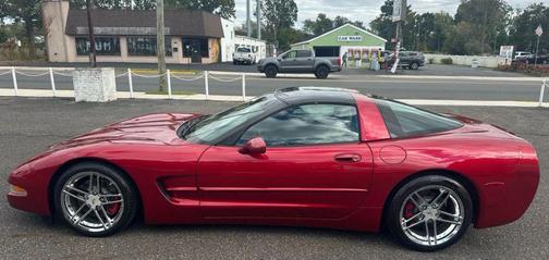 2004 Chevrolet Corvette Base