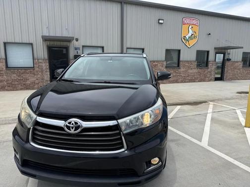 Black 2015 Toyota Highlander Limited