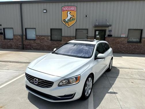 2016 Volvo V60 T5 Drive-E Premier
