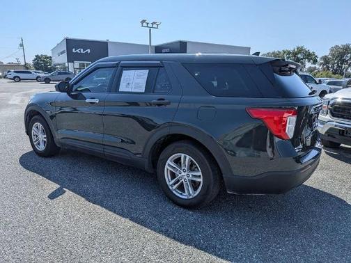 FORGED GREEN METALLIC 2022 Ford Explorer BASE