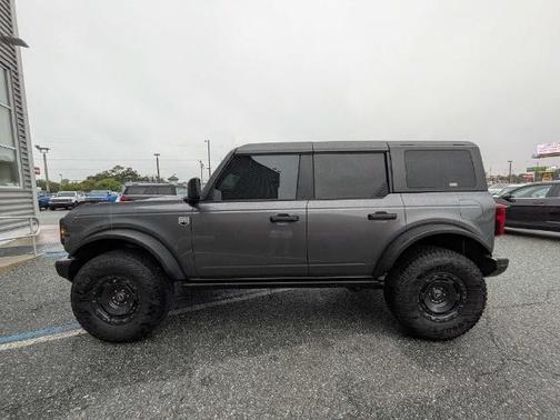 CARBONIZED GRAY METALLIC 2025 Ford Bronco BIG BEND