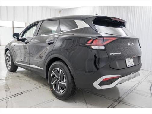 2025 Kia Sportage Hybrid LX