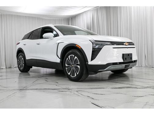 Summit White 2024 Chevrolet Blazer EV eAWD LT