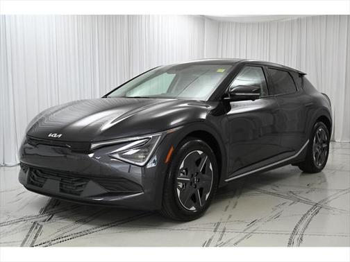 2025 Kia EV6 Light Long Range