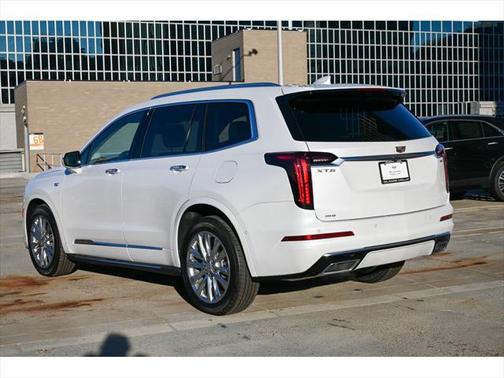 2025 Cadillac XT6 Premium Luxury AWD