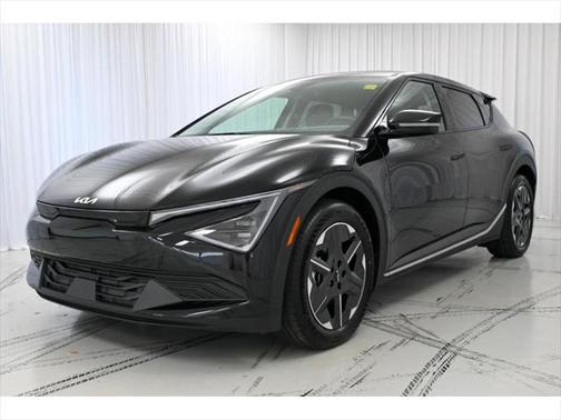 2025 Kia EV6 Light Long Range