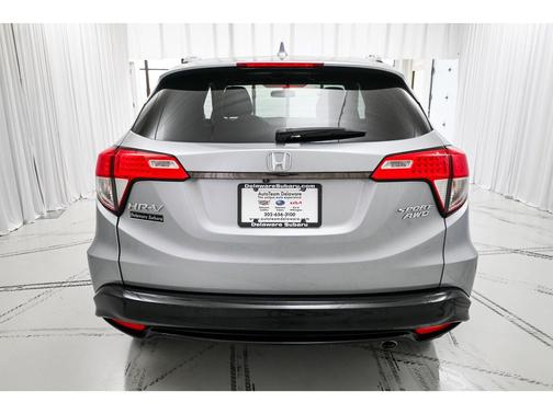 Lunar Silver Metallic 2022 Honda HR-V AWD Sport