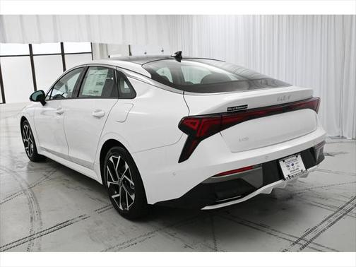2025 Kia K5 EX