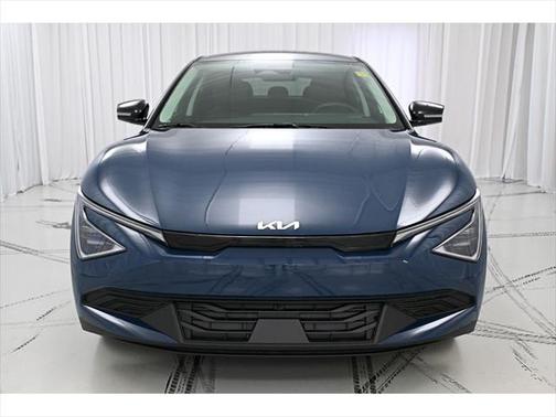2025 Kia EV6