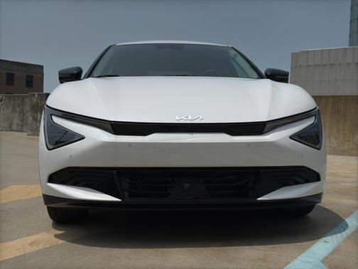 2025 Kia EV6 Wind