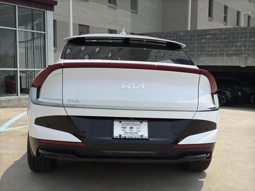 2025 Kia EV6 Wind