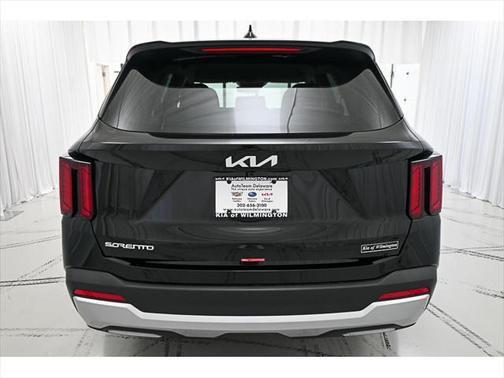 2025 Kia Sorento LX