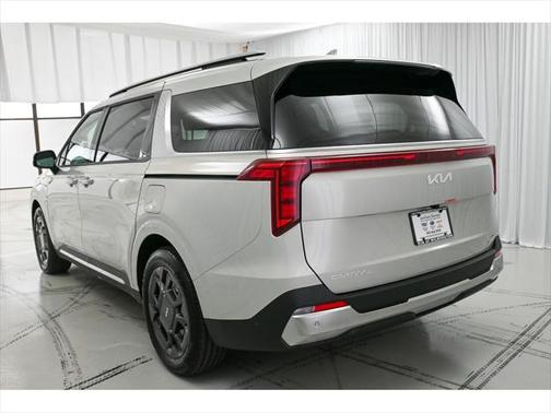2025 Kia Carnival Hybrid SX