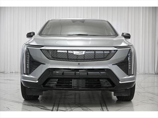 2025 Cadillac OPTIQ Luxury 1 AWD