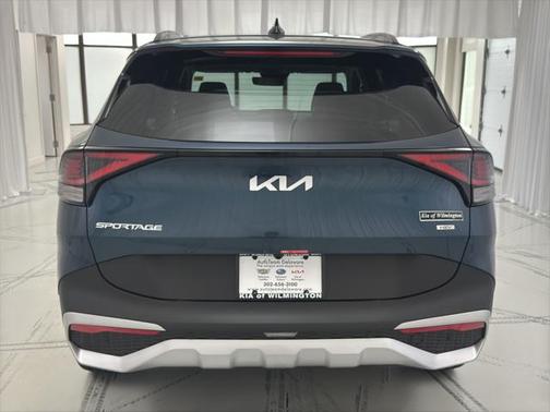 2025 Kia Sportage Hybrid EX
