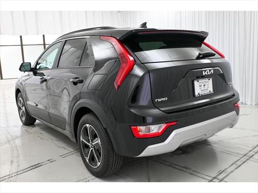 2025 Kia Niro EX