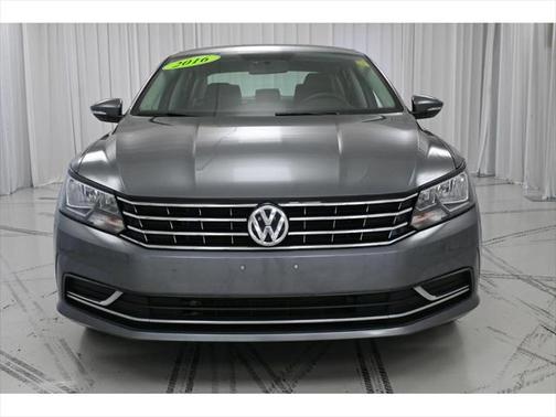 2016 Volkswagen Passat 1.8T S