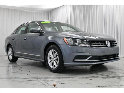 2016 Volkswagen Passat 1.8T S