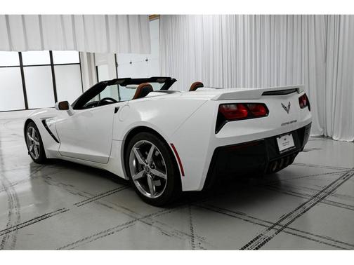 Arctic White 2014 Chevrolet Corvette Stingray Base