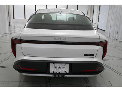 2025 Kia K4 LX