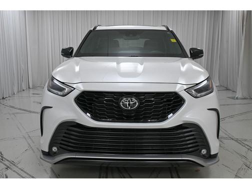 2024 Toyota Highlander XSE