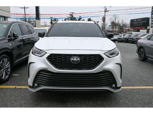 2024 Toyota Highlander XSE