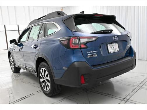 2022 Subaru Outback Base