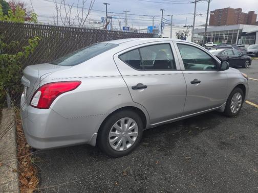 2015 Nissan Versa 1.6 S